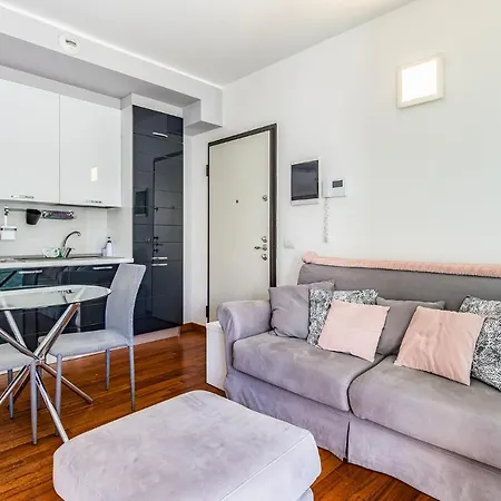 Luxury - Forze Armate Apartment Milan