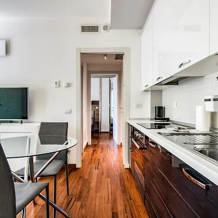 Luxury - Forze Armate * Milan